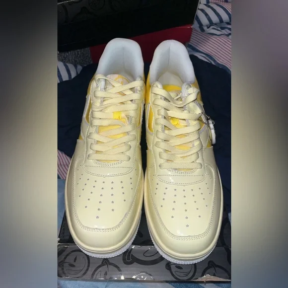 Yums Patent Leather yellow Gelato Low sneakers size 13 men’s/ 14.5 women - Picture 1 of 6